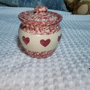 ROSEVILLE OHIO SPONGEWARE POTTERY PINK HEART SUGAR POT WITH LID